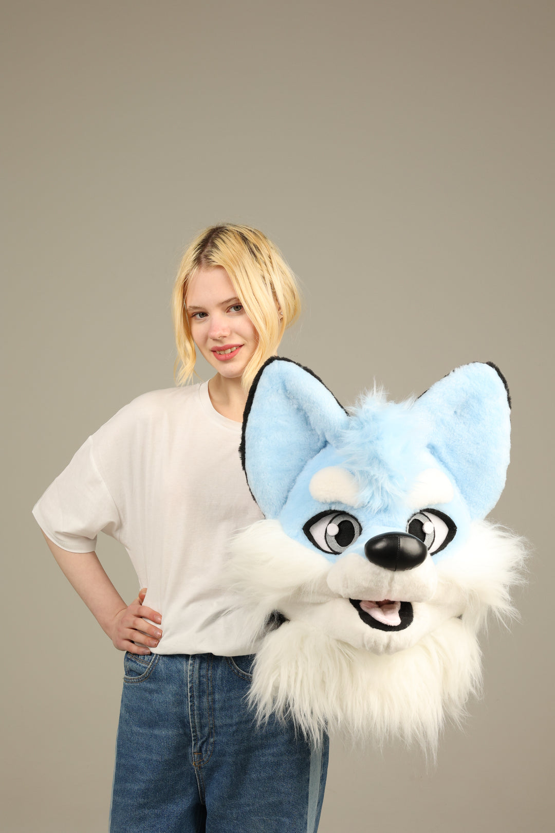 Blue Husky Dog Fursuit Set – Head & Tail, One Size M/L for Furry Cons & Cosplay