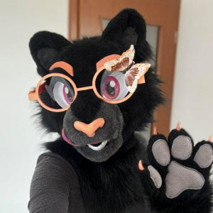 Alex Noire fursona in pink glasses