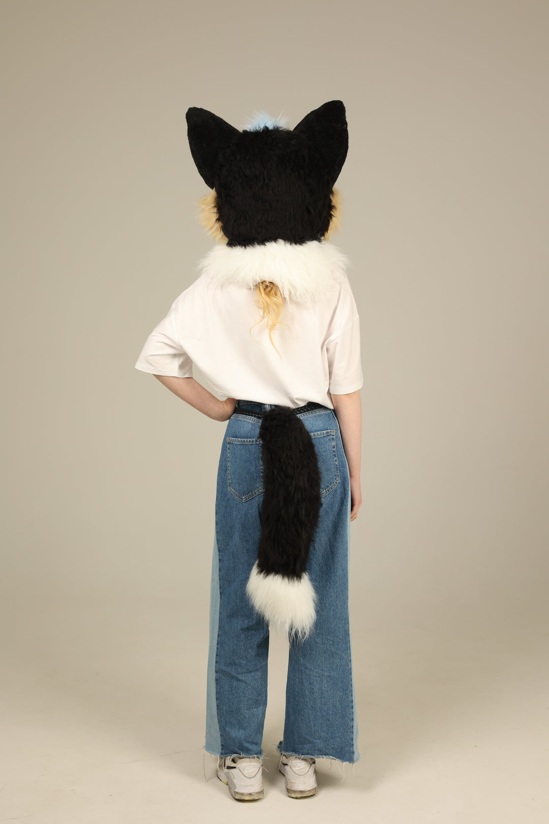 Unisex beige fox fursuit head and tail, size 4"9 (145cm)-5"9 (176cm)