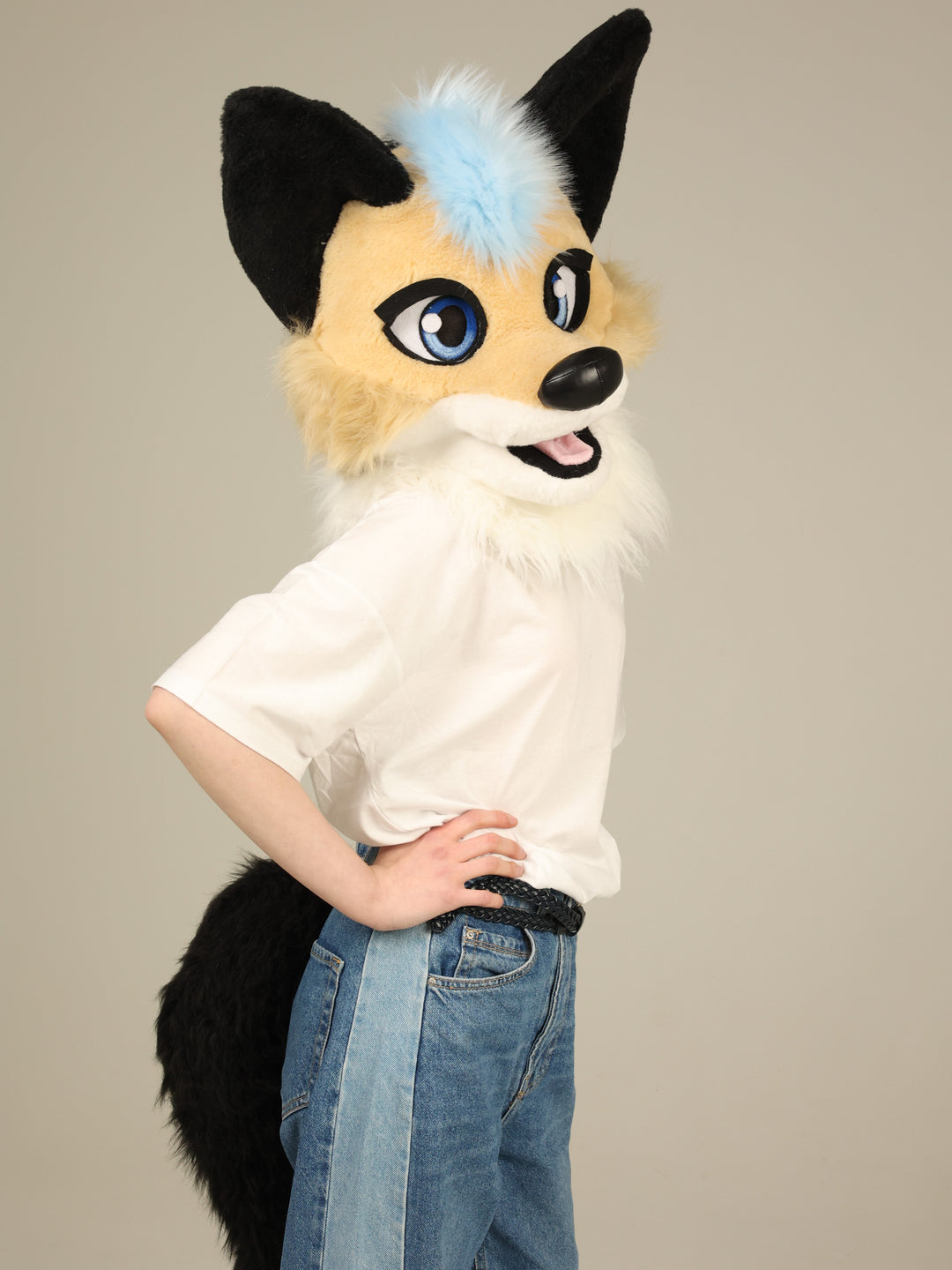 Unisex beige fox fursuit head and tail, size 4"9 (145cm)-5"9 (176cm)